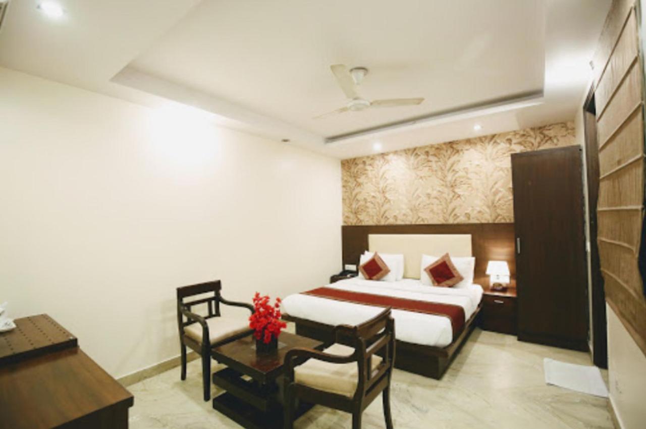 Hotel Paradise Inn-A Boutique Hotel Delhi Νέο Δελχί Εξωτερικό φωτογραφία